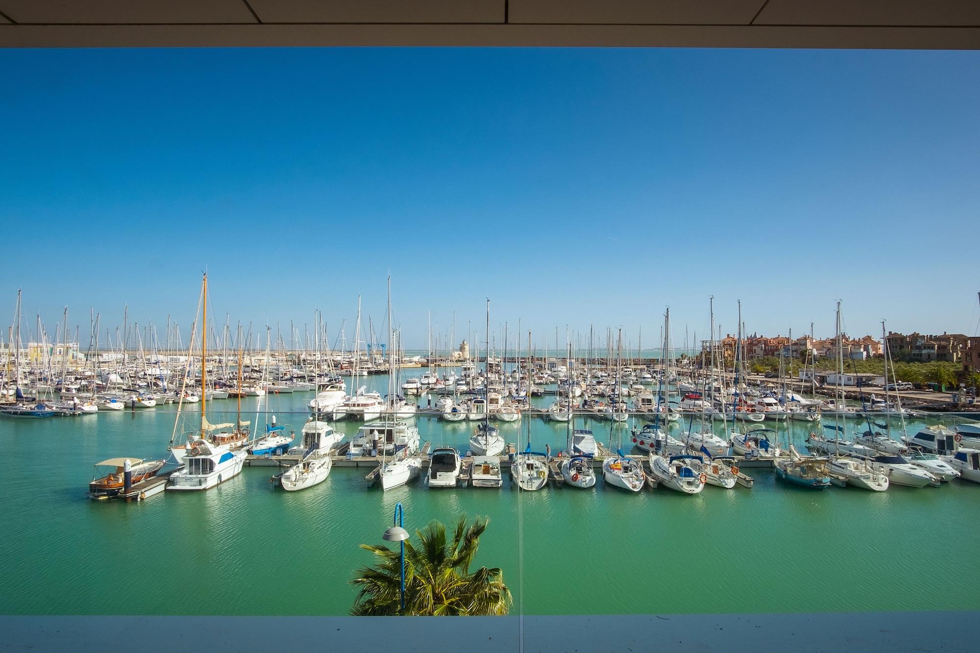 Suites Puerto Sherry El Puerto de Santa María Exterior foto